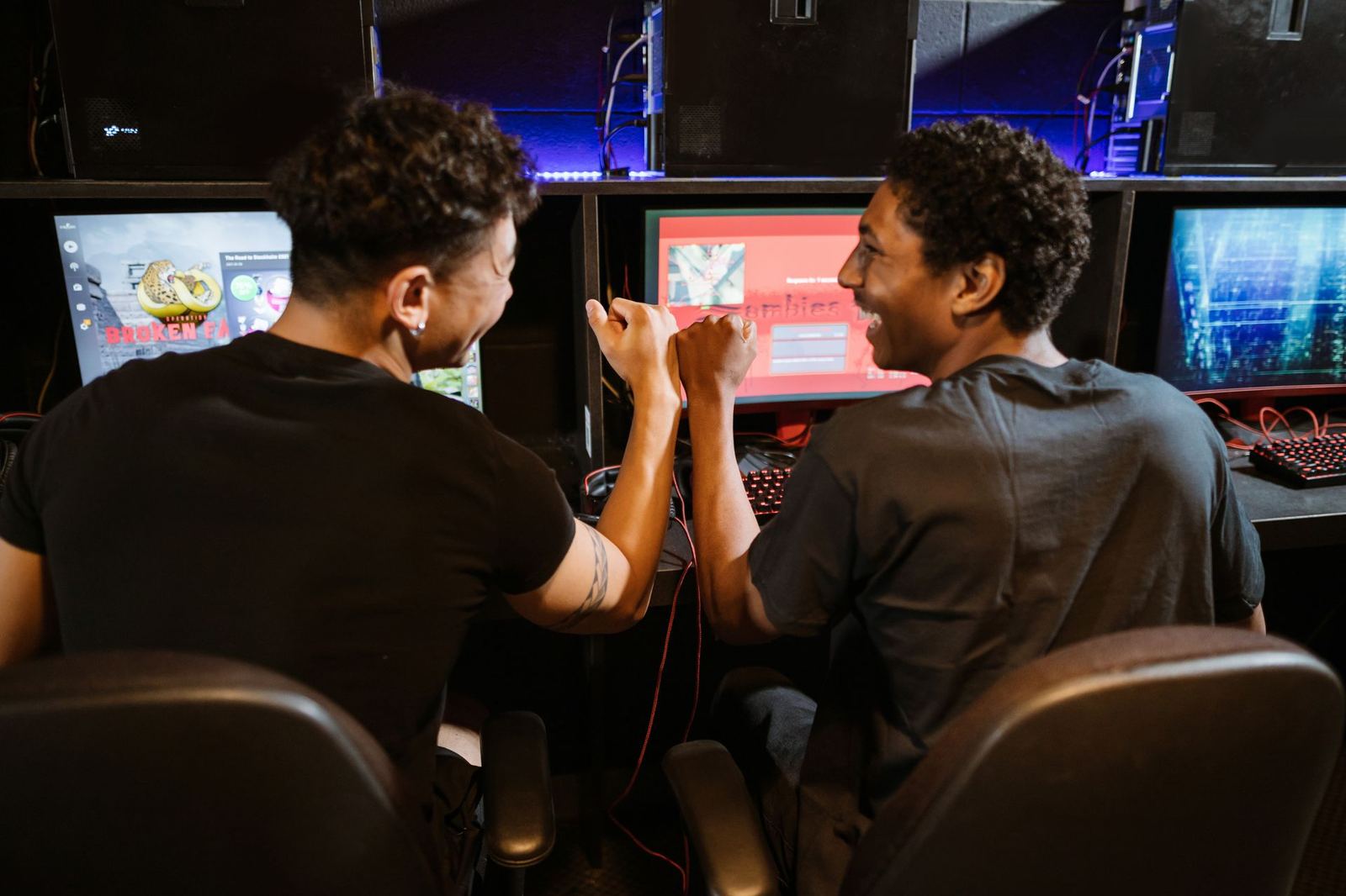 LAN Party: 24 Saat Oyun Gecesi